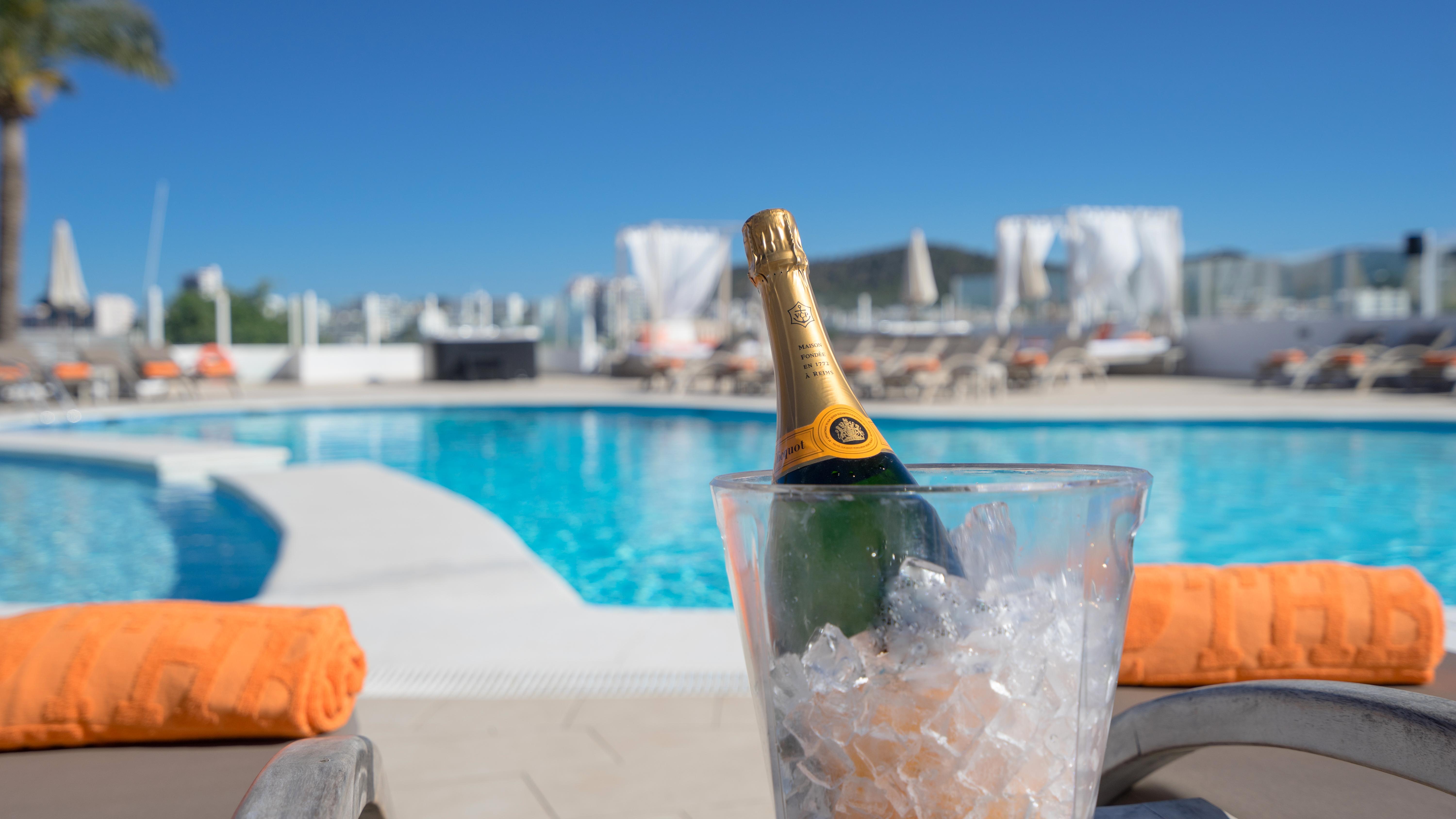 Thb Ocean Beach - Adults Only Sant Antoni de Portmany Exterior foto