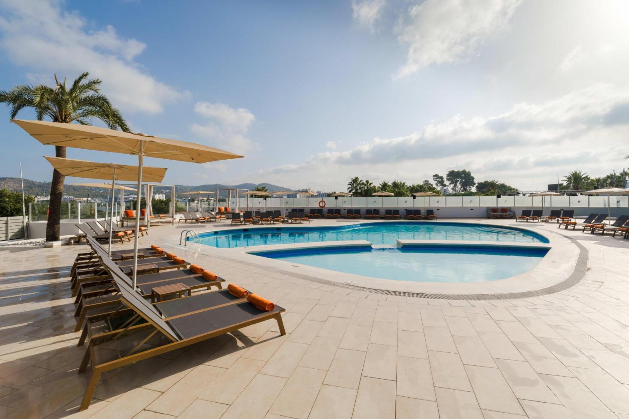 Thb Ocean Beach - Adults Only Sant Antoni de Portmany Exterior foto