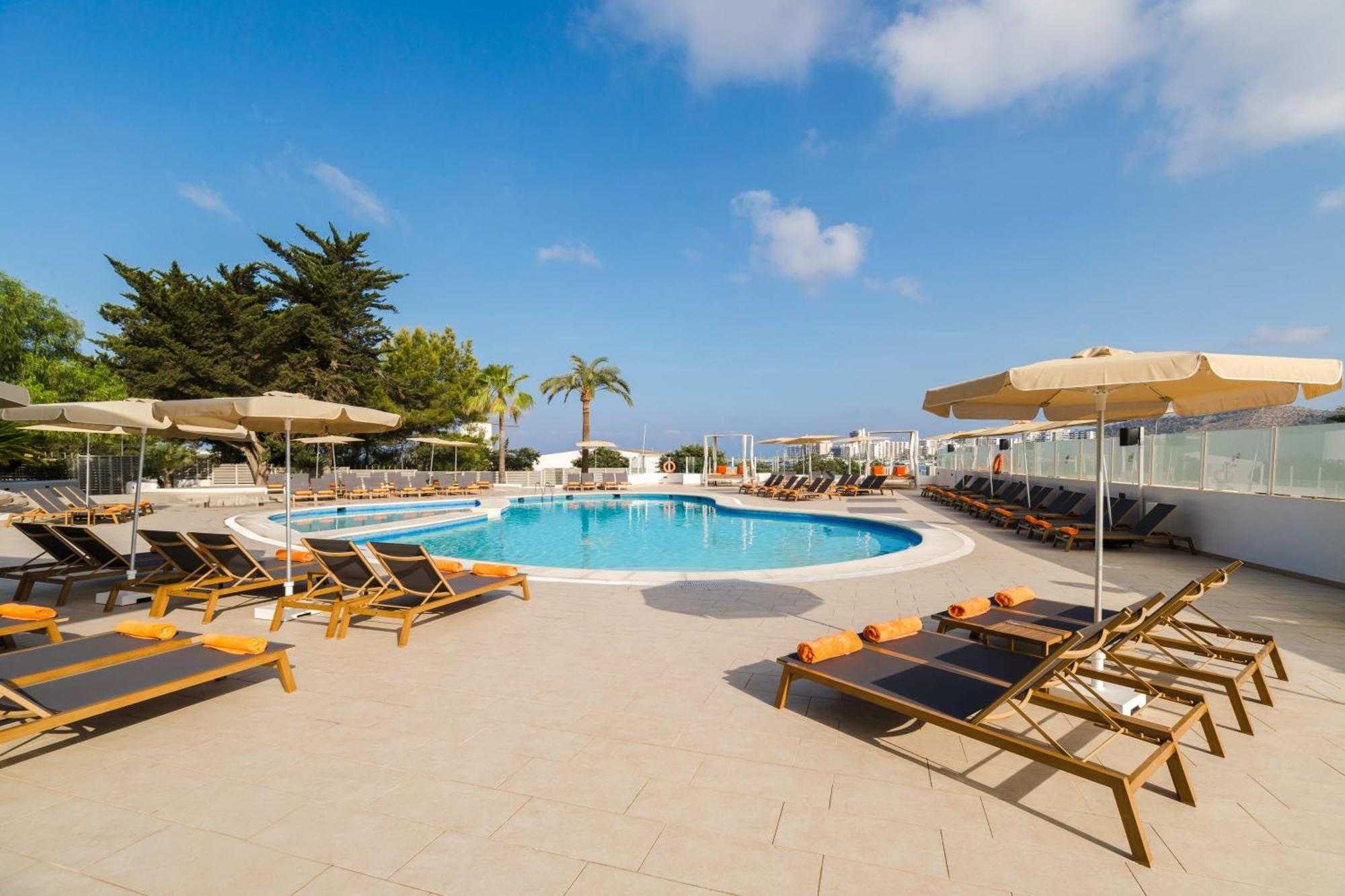 Thb Ocean Beach - Adults Only Sant Antoni de Portmany Exterior foto
